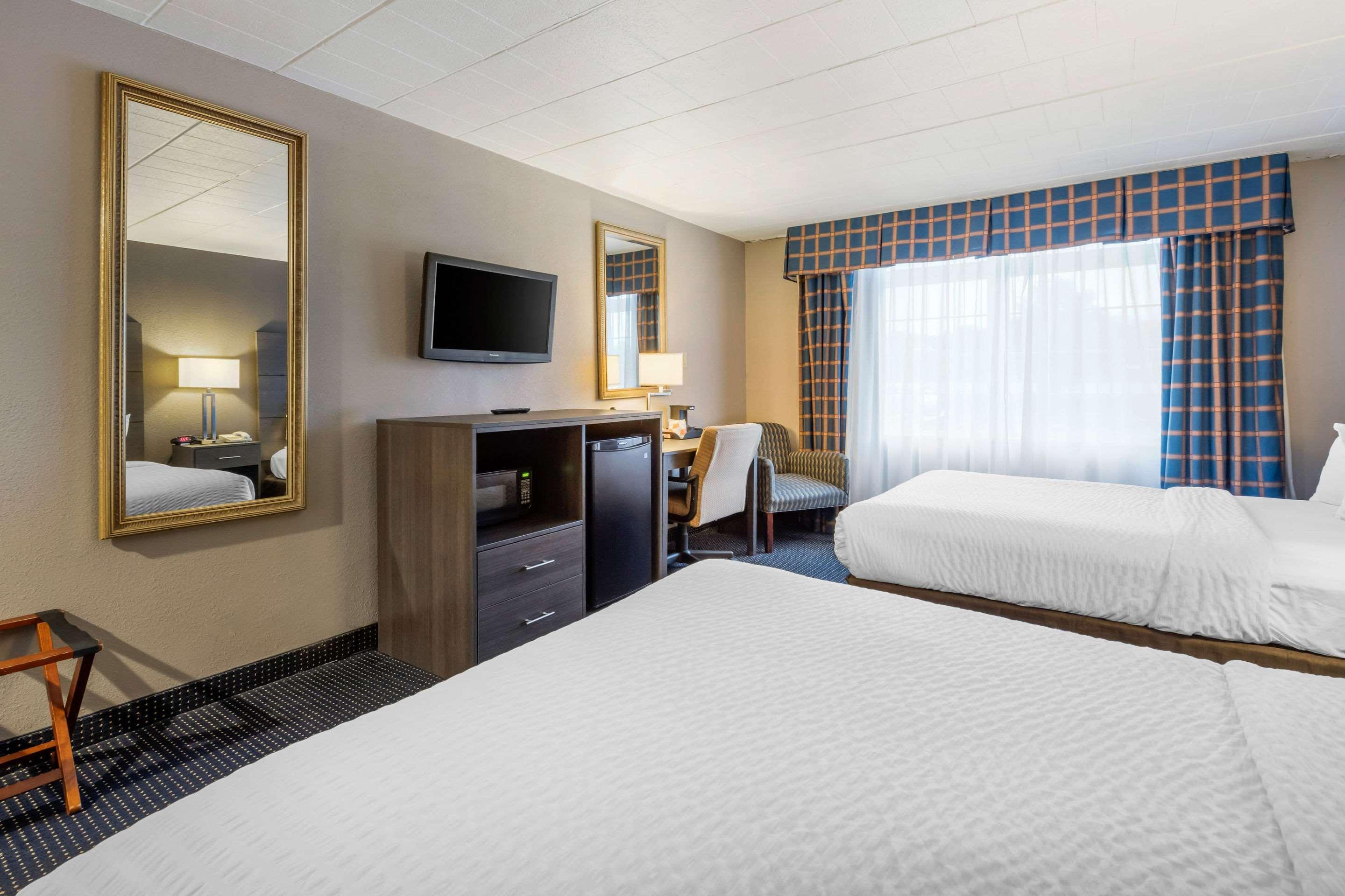 Clarion Hotel And Conference Center Harrisburg West New Cumberland Extérieur photo